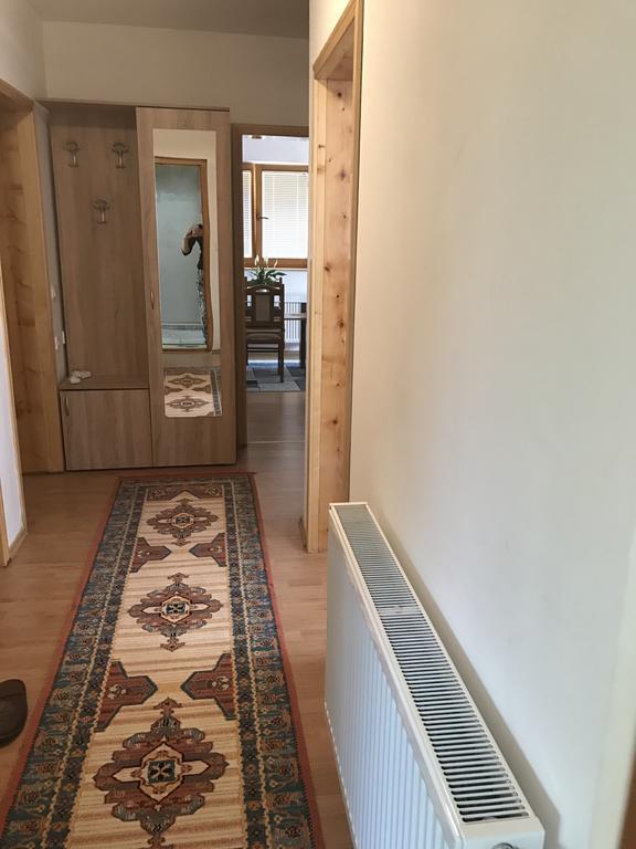 Apartment Near The Airport Сараево Екстериор снимка